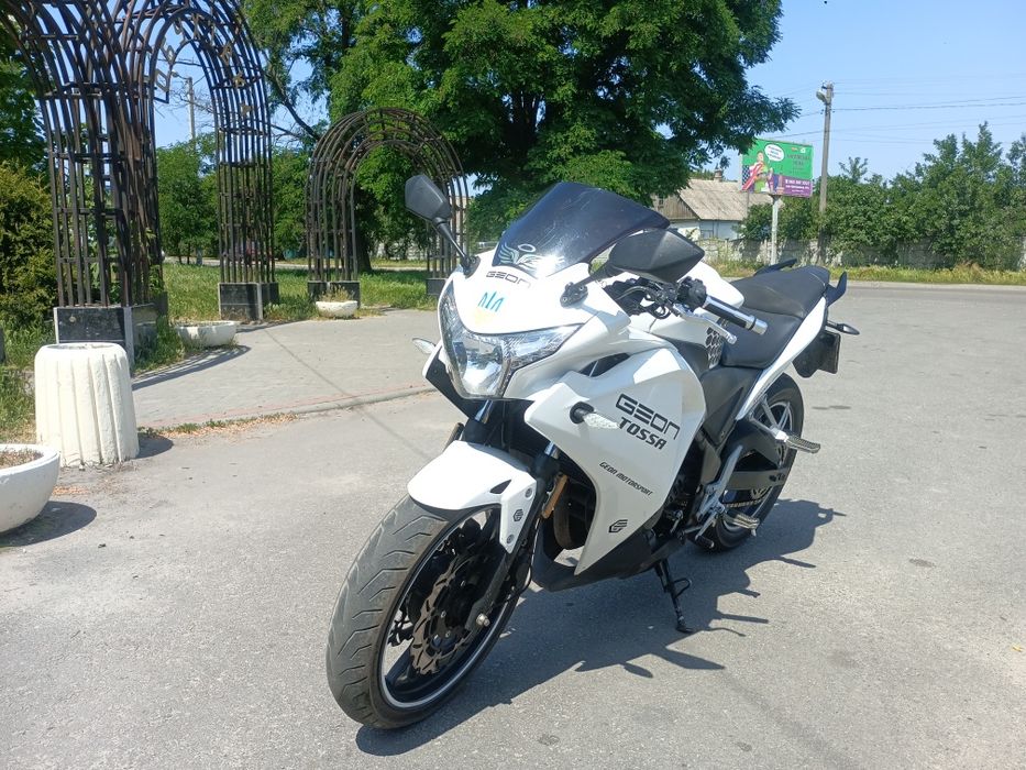 Продам Геон тосса 250