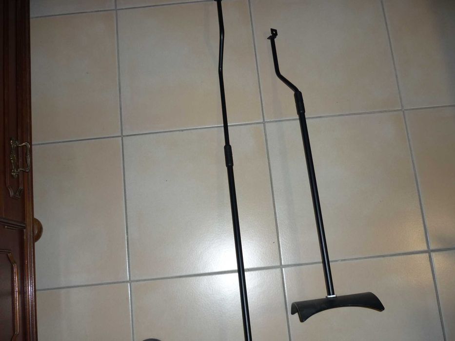 Suportes alto falantes