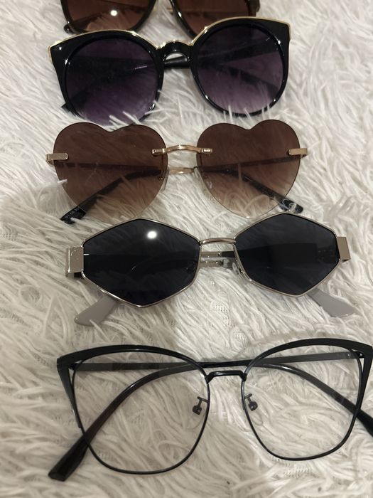 Очки солнцезащитные