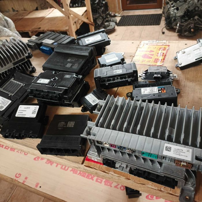 проводка блоки CHEVROLET Equinox Ev cadillac lyriq