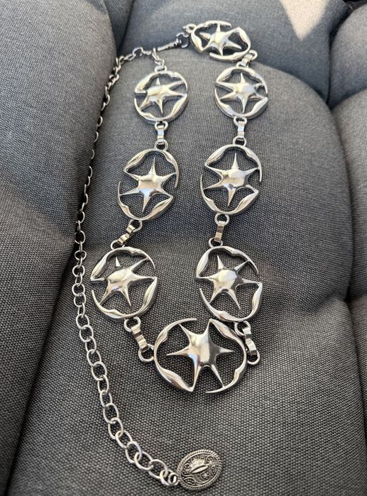 pasek metalowy na łańcuszku