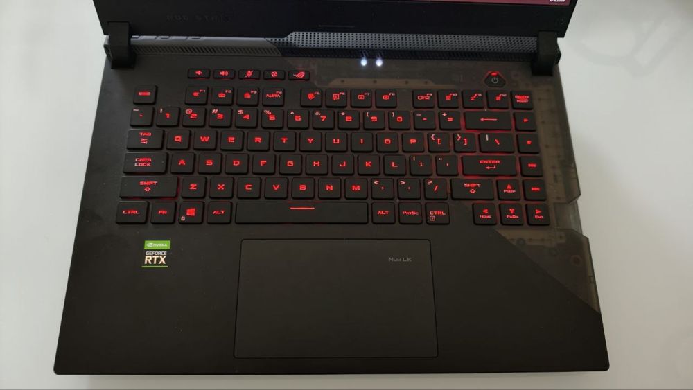 ASUS ROG Strix SCAR 15 | RTX 3080 | 32GB RAM | 1TB SSD | 300Hz (Ідеал)