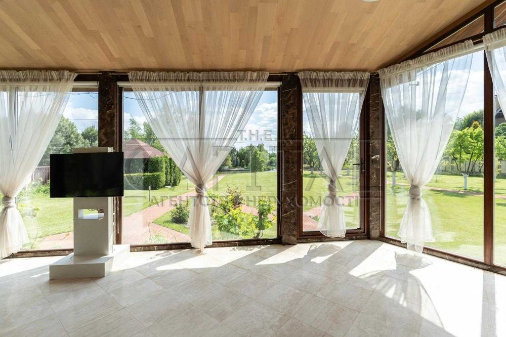 АВТОНОМНИЙ будинок Конча-Заспа Козин Старообухівська траса Чапаївка