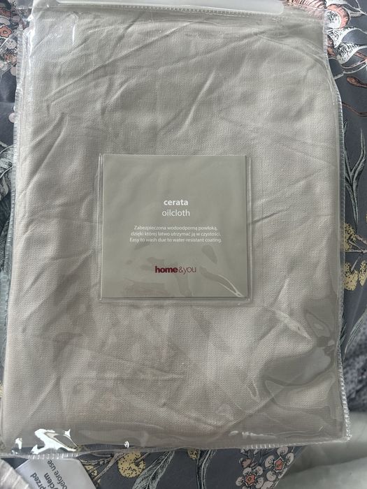 Cerata- obrus home & you