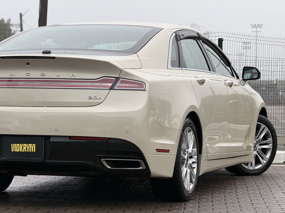 Lincoln MKZ 2014 року, 2.0 Hybrid, автомат, передній привід.