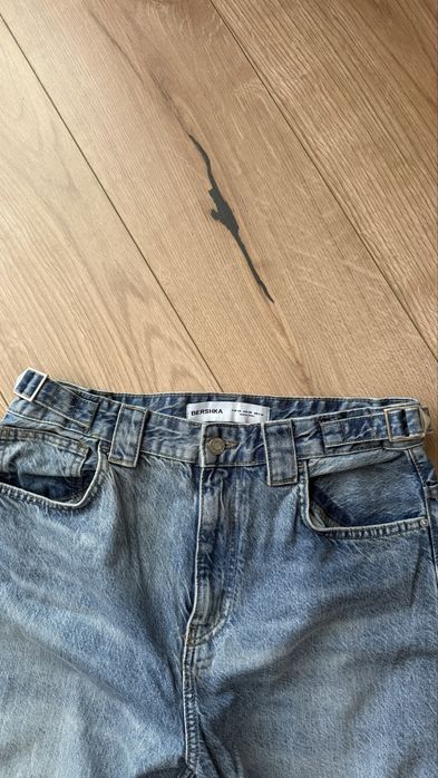 Джинси baggy Bershka