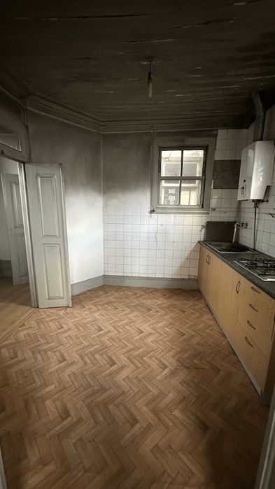 Apartamento T4 - Rua Direita 293 (Soldado Desconhecido)