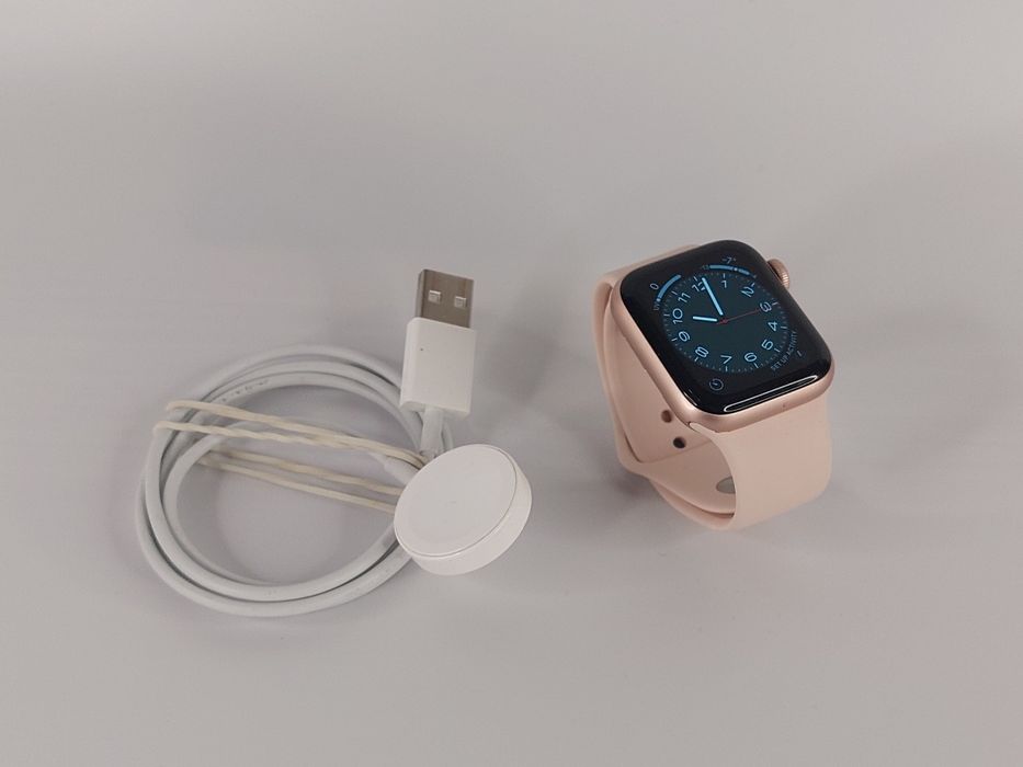 Apple Watch Series 5 40mm GPS Złoty