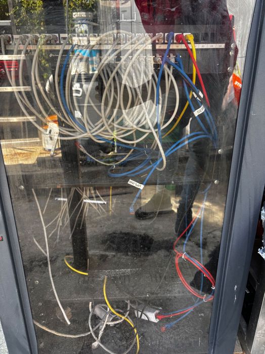 Rack de Rede Completo – Patch Panel + Switch + Mini‑PC – Pronto a Usar