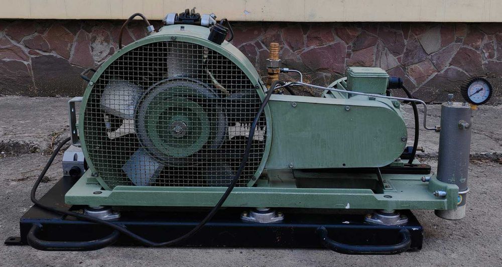 Компрессор високого тиску GERA 3 HW1-32/70-L 6-7 куб/год Німеччина
