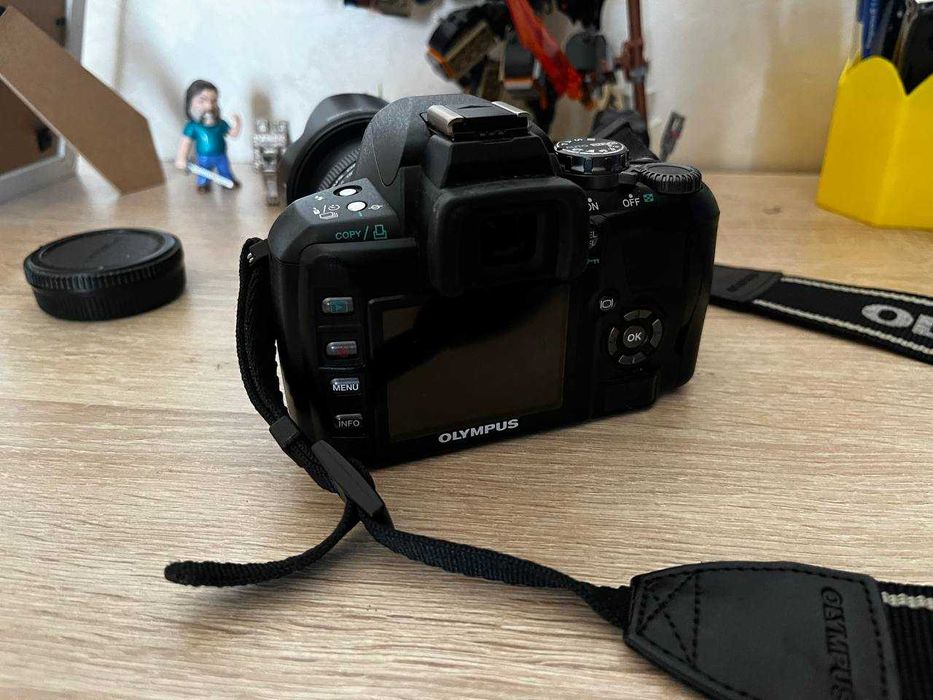 Olympus E-410.
