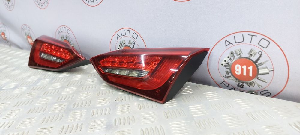 Ліхтарі в кришку багажника на Infiniti Q50 2018+