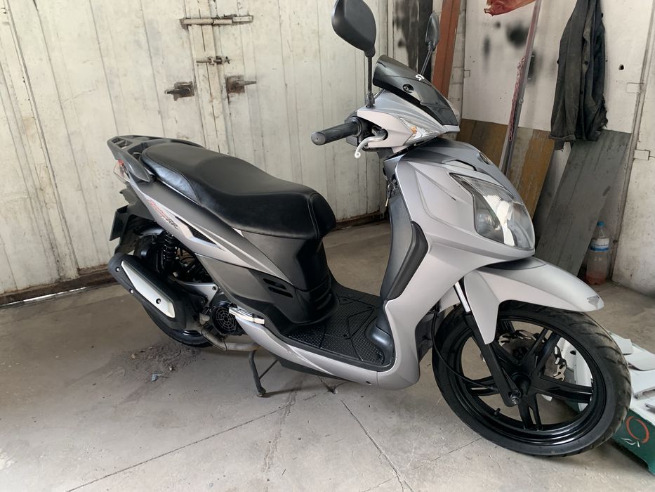 Продам скутер SYM150 SR