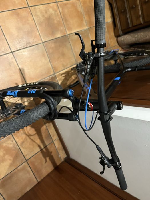 Btt 29 rocky mountain vertex carbono