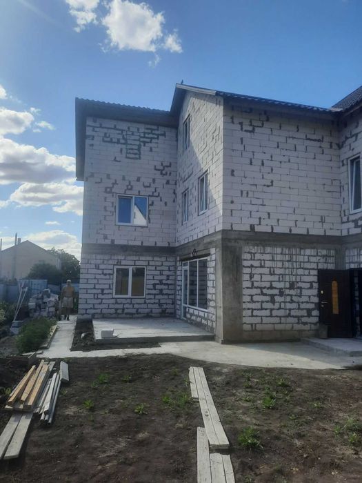 Продам 2-х этажный дом в Нерубайском