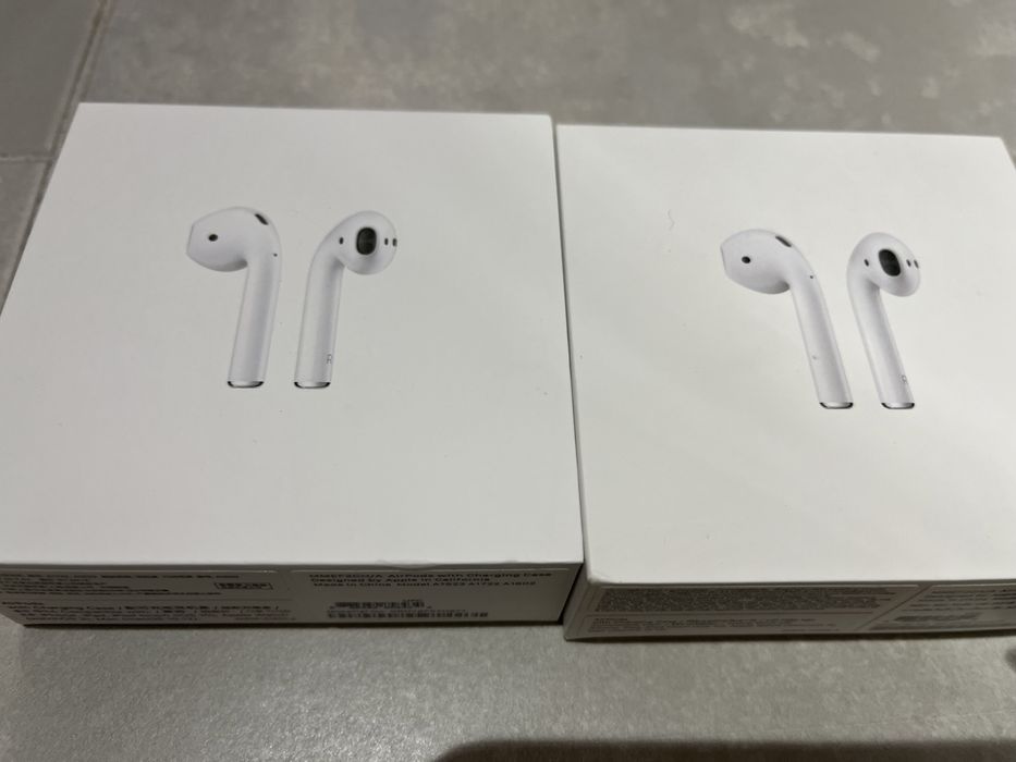 Коробка для навушників AirPods, кабель новий