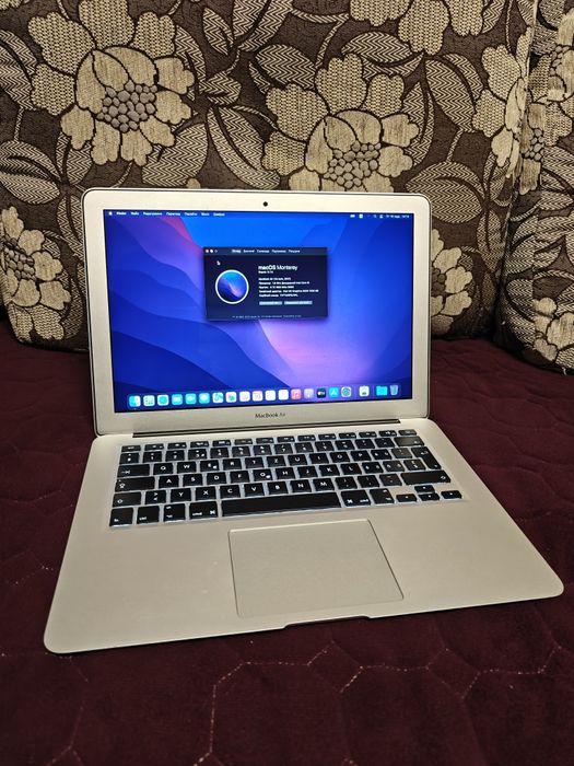 Apple MacBook Air 13" 2017 8/256GB A1466