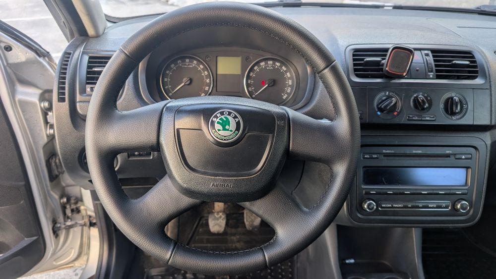 Skoda Fabia 1.6 Дизель  2011 Універсал