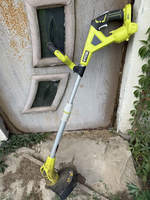 Podkaszarka RYOBI ONE+ 18V akumulatorowa kosa do trawy