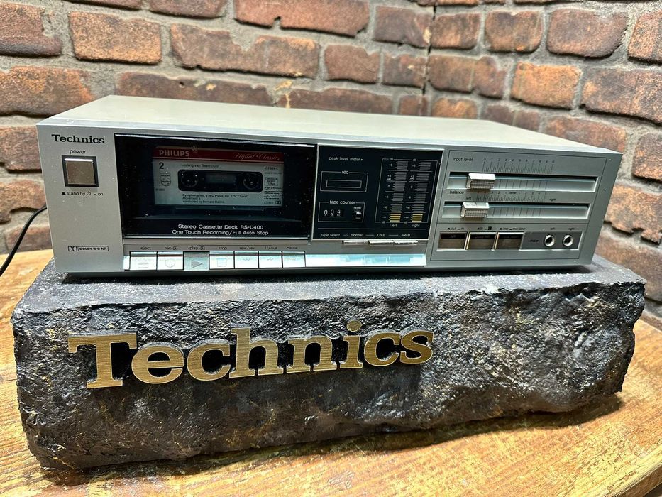 Magnetofon Technics RS-D 400