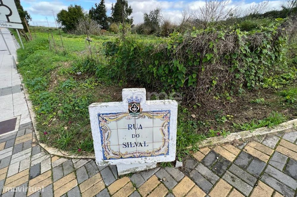Terreno urbanizável em Cacilhas de Oeiras