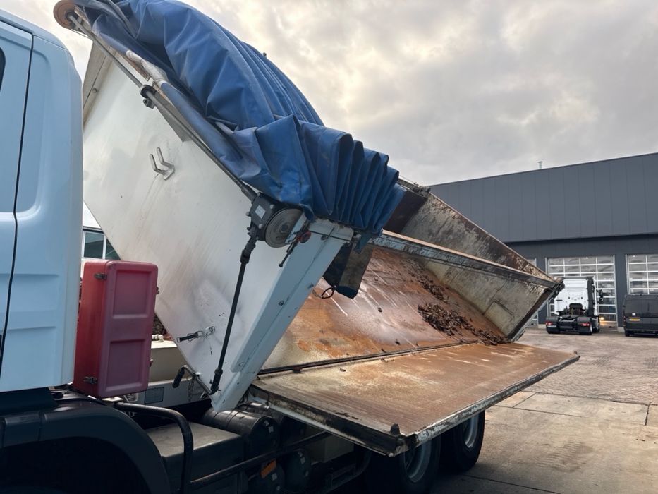 Scania P380 BI Basculante 6x4