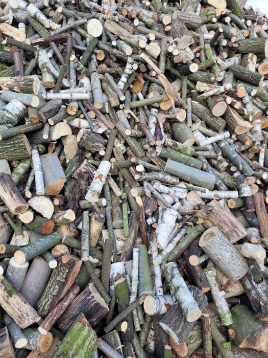 Drewno opałowe gałęziówka