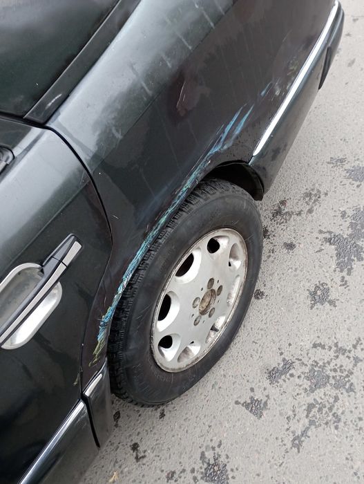 Продам Мерседес W124 E300 4 matic