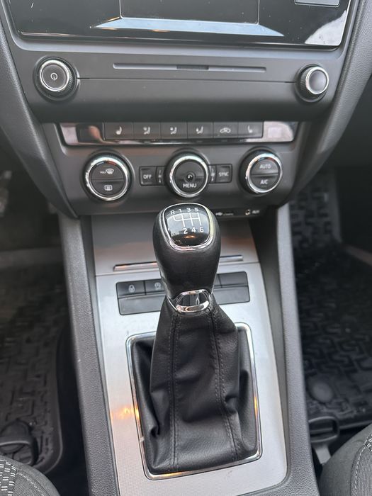 Skoda Octavia 1.4 tsi мкпп 2015