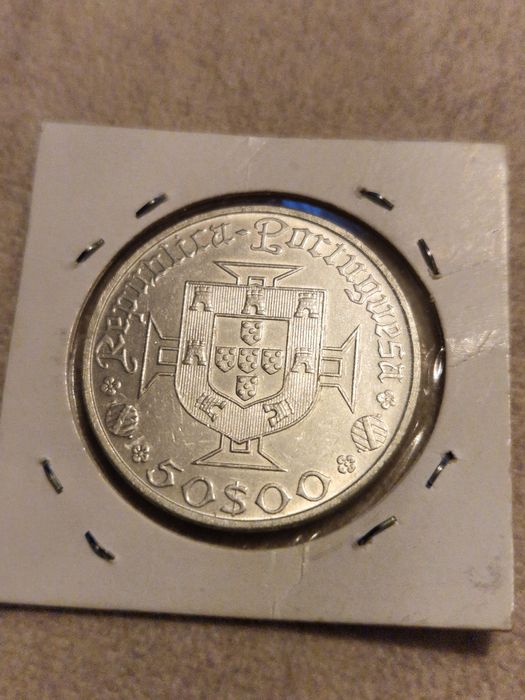 Moedas de 50 Escudos em prata 22€ cada