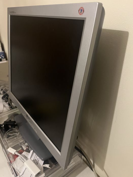 Monitor LG Flatron L1715S