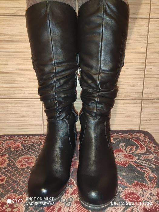 Шкіряні чоботи 38 і 39 розмір