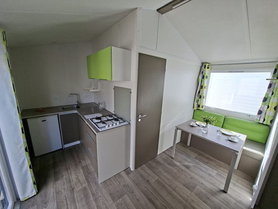 * MOBILE HOME RIDOREV RIDEAU DE 6.5X4 METROS EM LEIRIA.