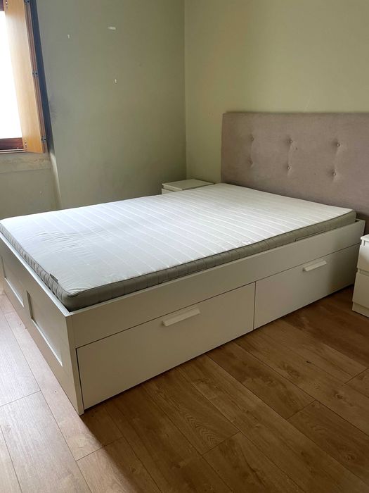 Cama casal Brimnes ikea + colchão Hafslo ikea - 140x200