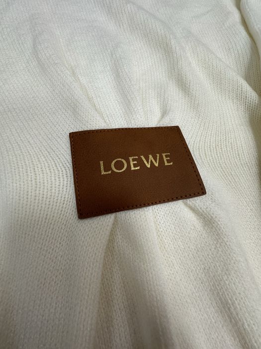 Sweter kremowy oversize Loewe