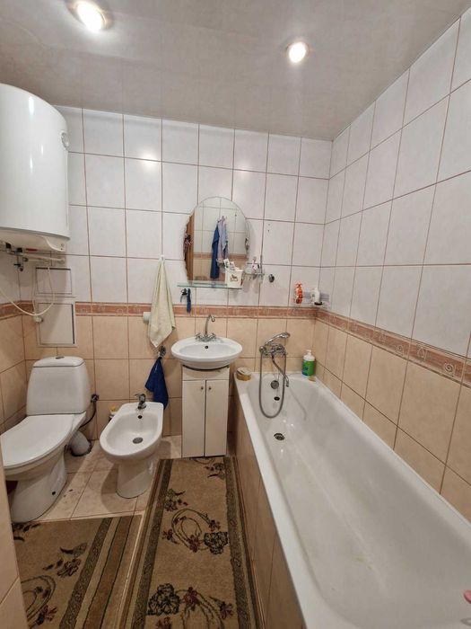 Оренда кімнати ДЛЯ ДІВЧИНИ( Шевченківський р-н)