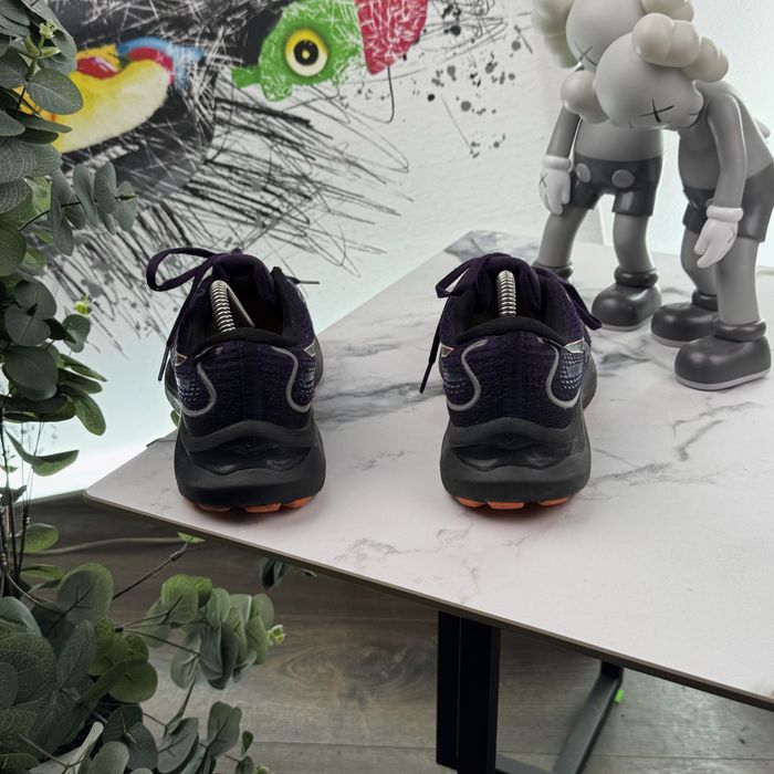 Кросівки Asics Gel Cumulus 39.5 розмір E549