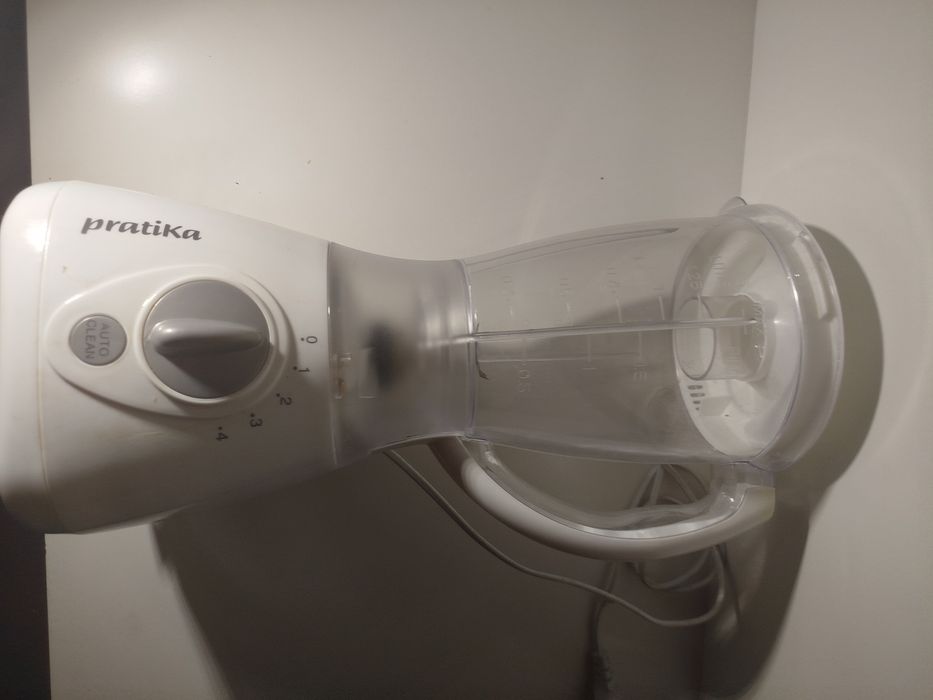 Liquidificador branco