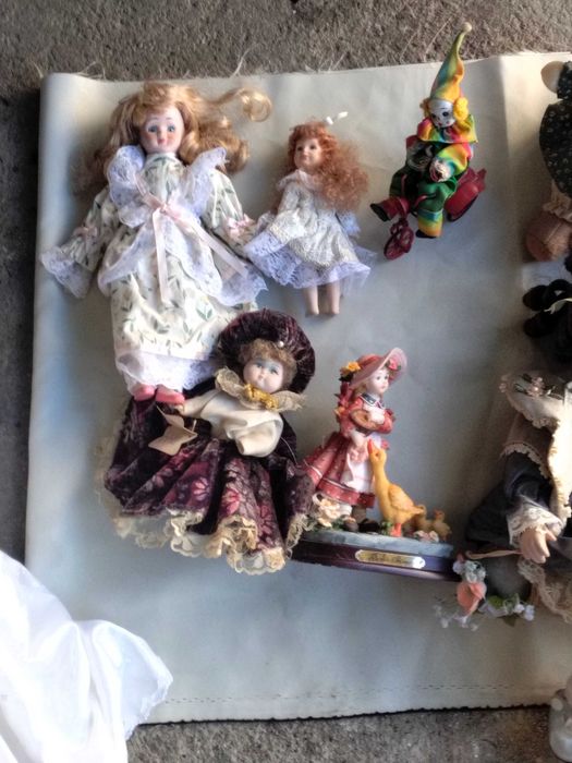 Bonecas de porcelana