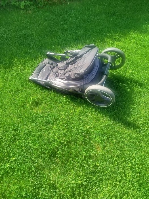 Wózek spacerowy Kinderkraft Trig 2 bardzo lekki