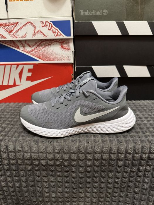 Кросівки Nike Revolution 5 38,5(24,5см) оригінал