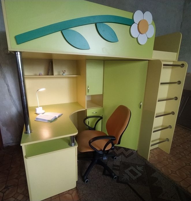 Продам Ліжко-горище.