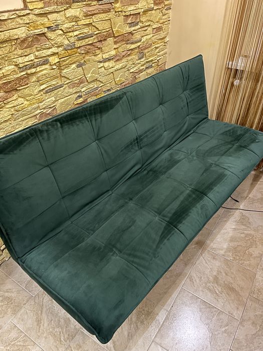 Диван розкладний майже новий