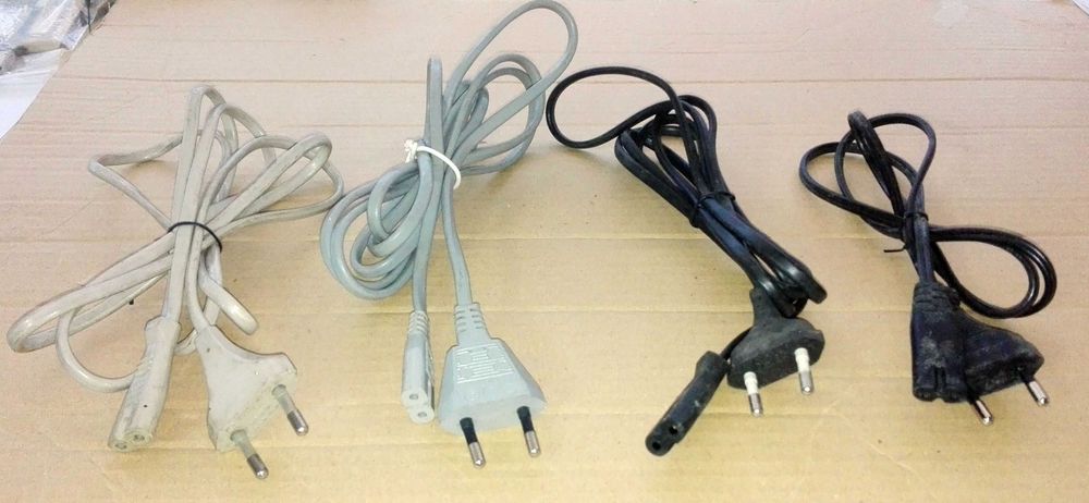 Cabo alimentação universal de 2 pinos