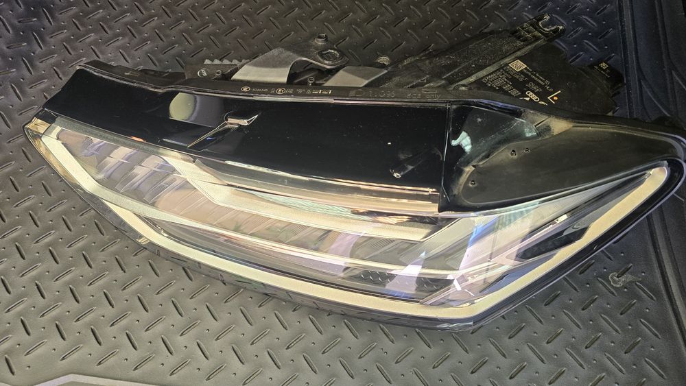 Otica Farol para Audi A7
