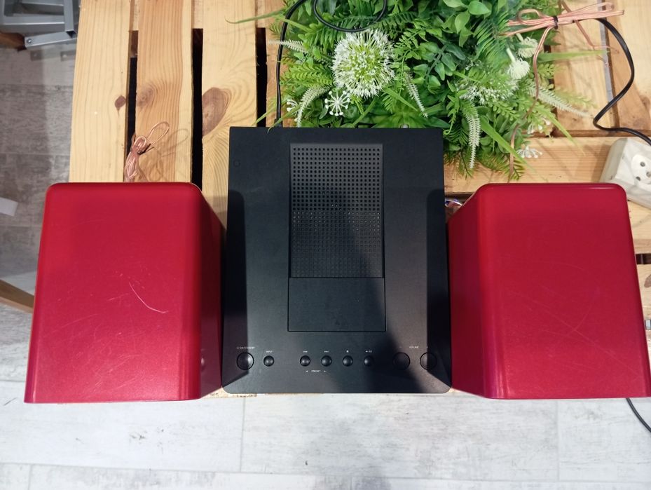 Odtwarzacz CD Onkyo CR-245 + głośniki D-T05