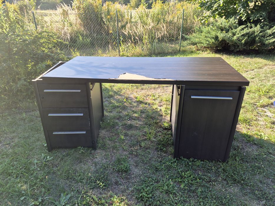 Biurko młodzieżowe do odświeżenia