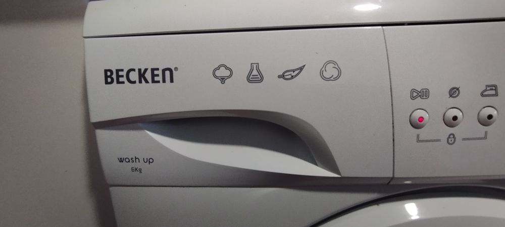 Máquina para lavar Roupa "Becken", 6kg