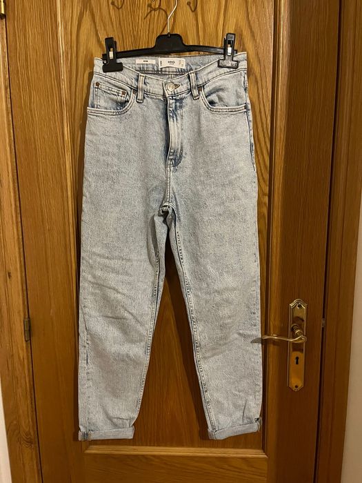 CalcalsAzuis e pretas