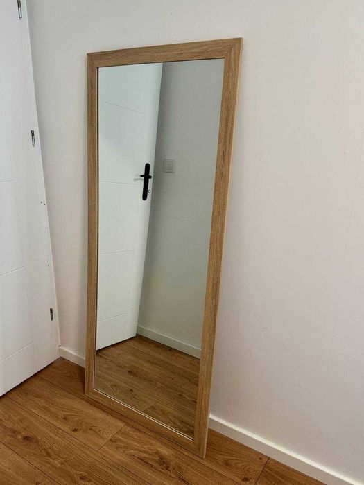 Lustro w doskonałym stanie